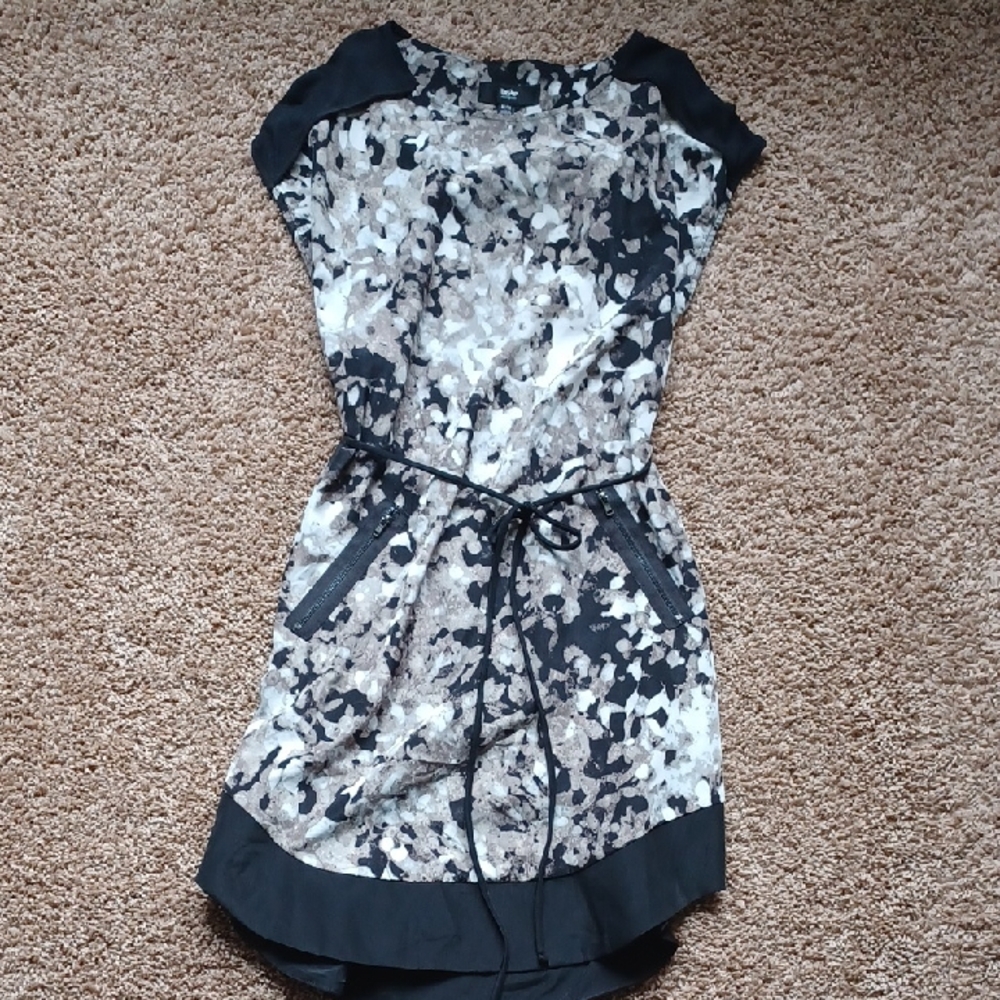 Mossimo Supply Co. Black and Cream Abstract Cap-Sleeve Tie-Waist Dress
